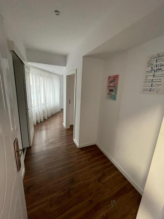 Riviera Unirii Residence Bukares Bagian luar foto