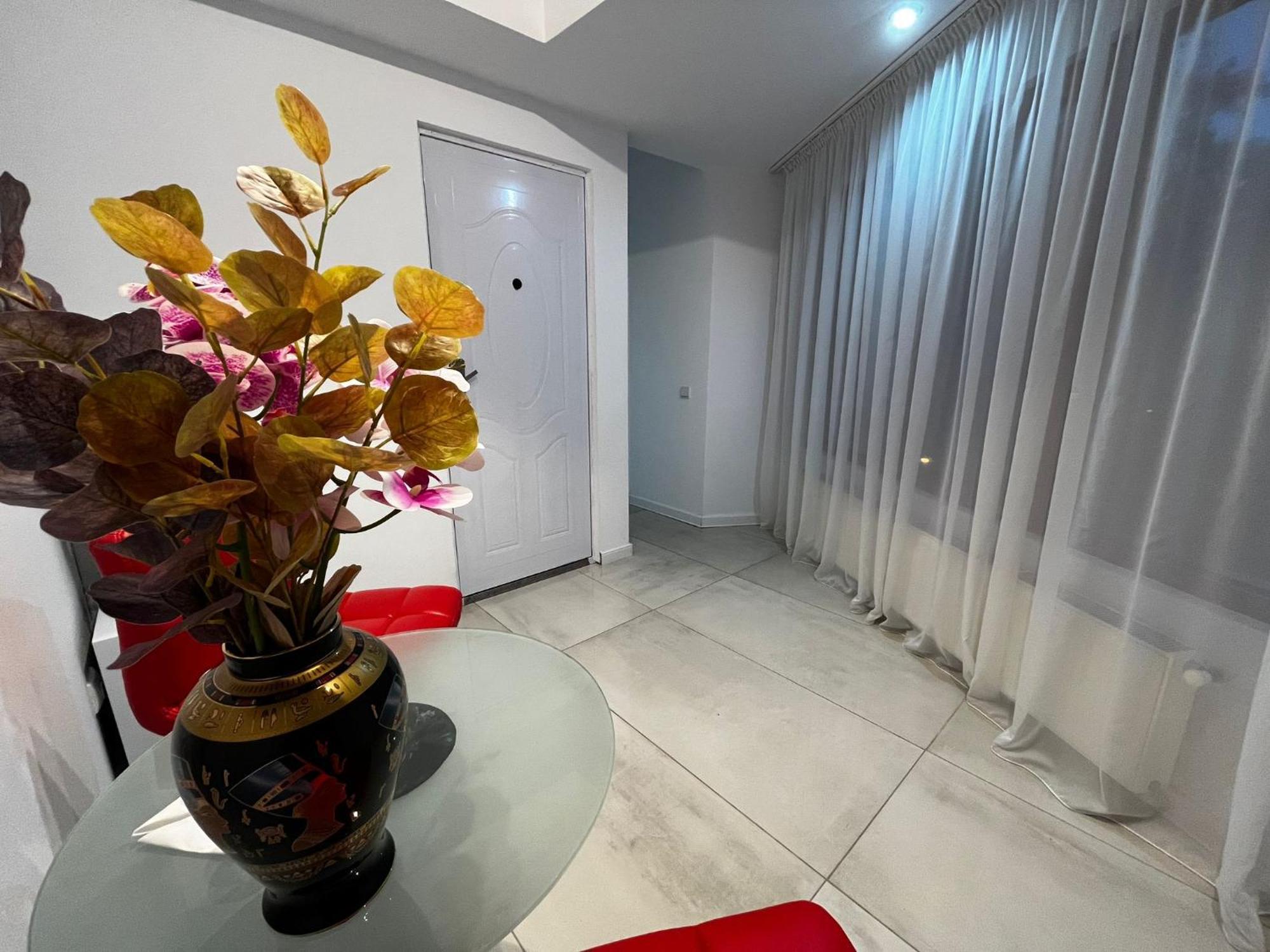 Riviera Unirii Residence Bukares Bagian luar foto